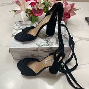 Steve Madden ‘Cassidy’ wrap around heels